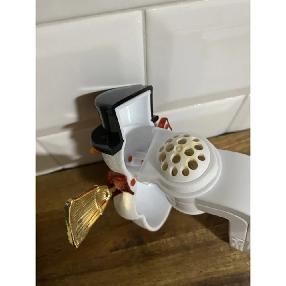 Bath & Body Works Holiday Christmas Snowman Wallflower Scent Plug In Night Light